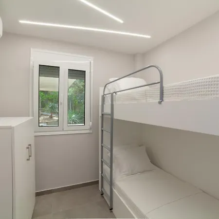 Althea Suites By Rentalspro Services - Nea Moudania Halkidiki Exterior photo