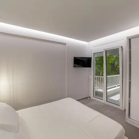 Althea Suites By Rentalspro Services - Nea Moudania Halkidiki Exterior photo